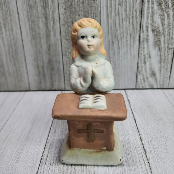 Vintage Catholic Girl Kneeling Prayer Pray Ceramic Figurine First Communion - Picture 1 of 7